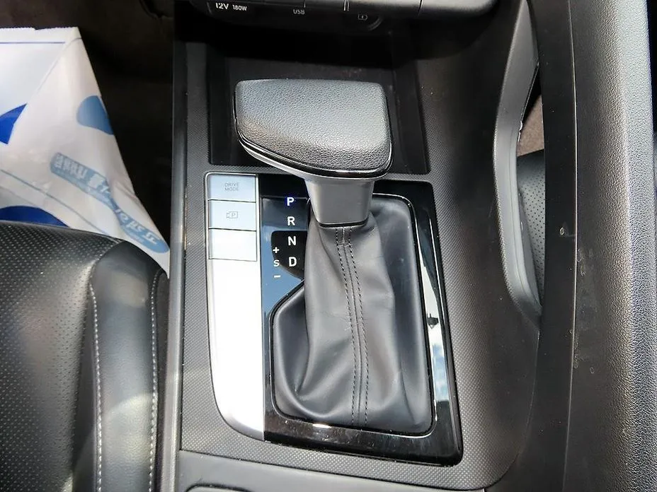 Hyundai AVANTE — фото 10