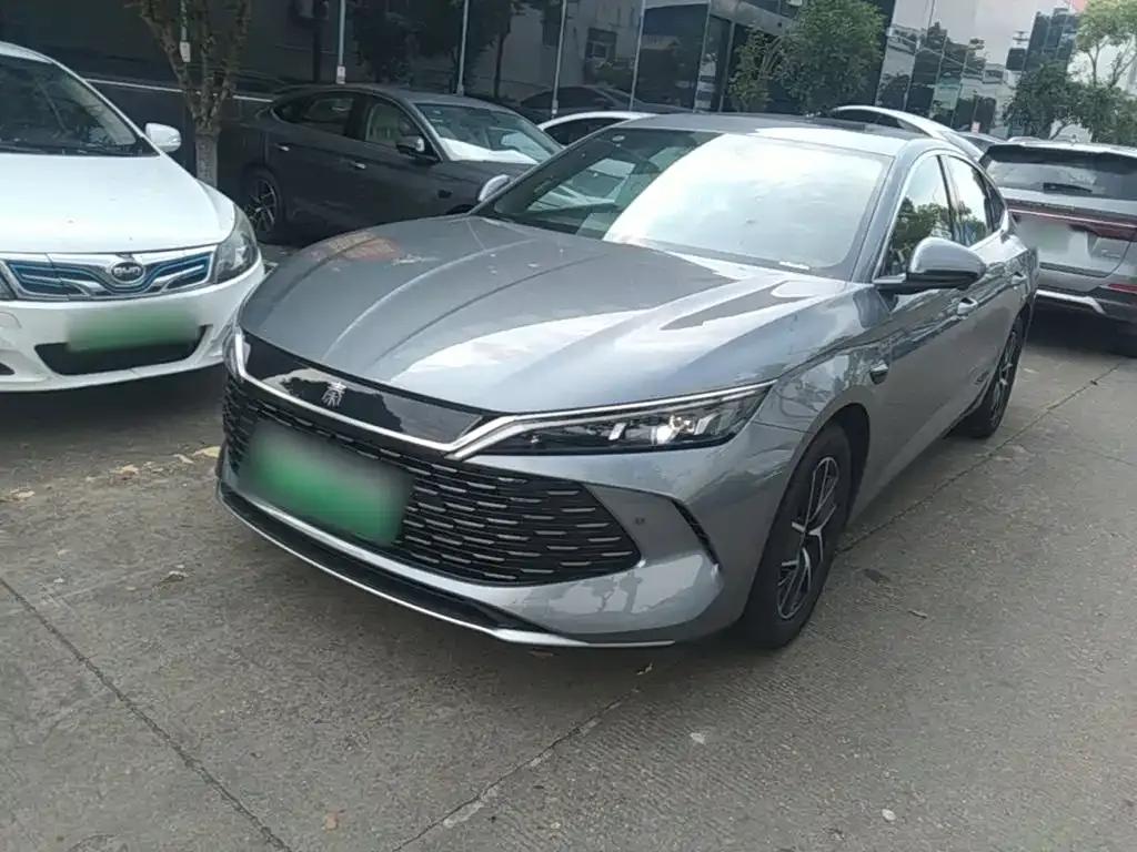 BYD Qin L — фото 1