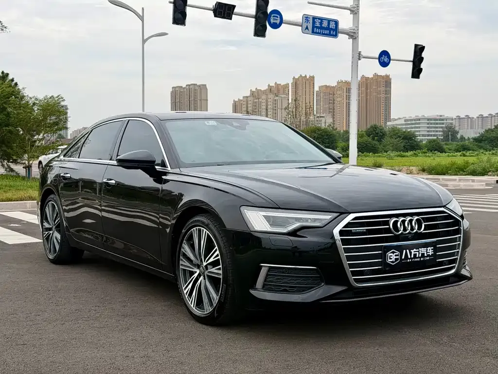 Audi A6L — фото 6