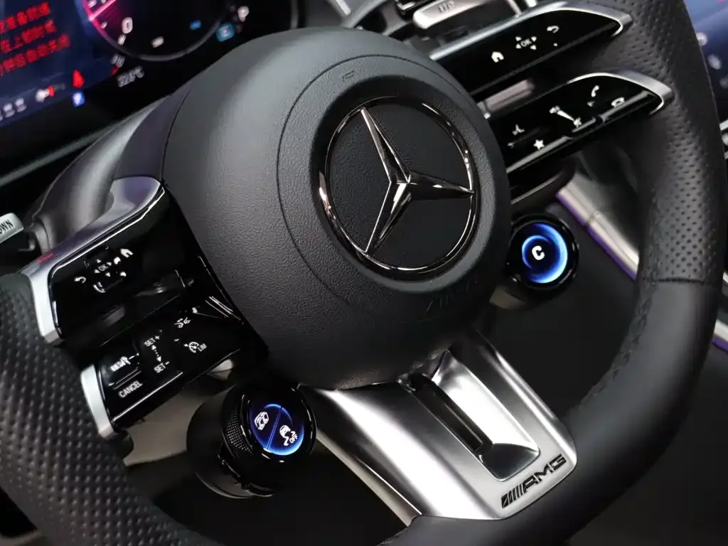 Mercedes-Benz GLC AMG — фото 8