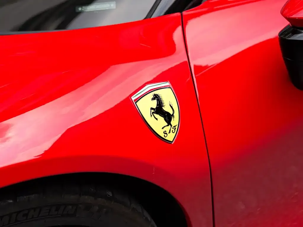 Ferrari SF90 — фото 5