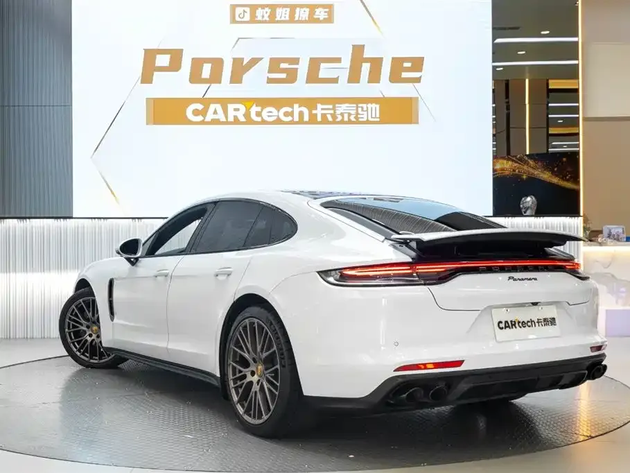 Porsche Panamera — фото 6