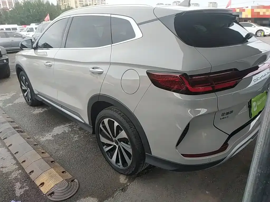 BYD PLUS New Energy — фото 5