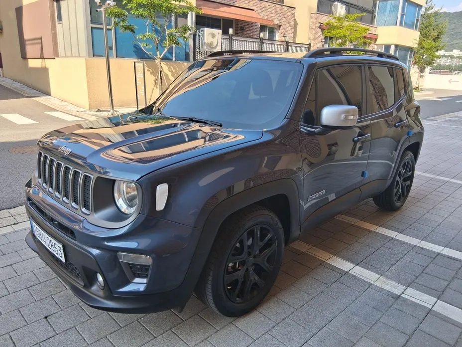 Jeep Renegade — фото 1