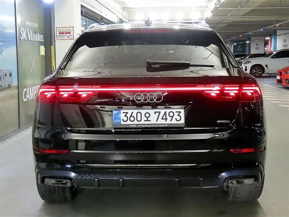 Audi Q8 — фото 5