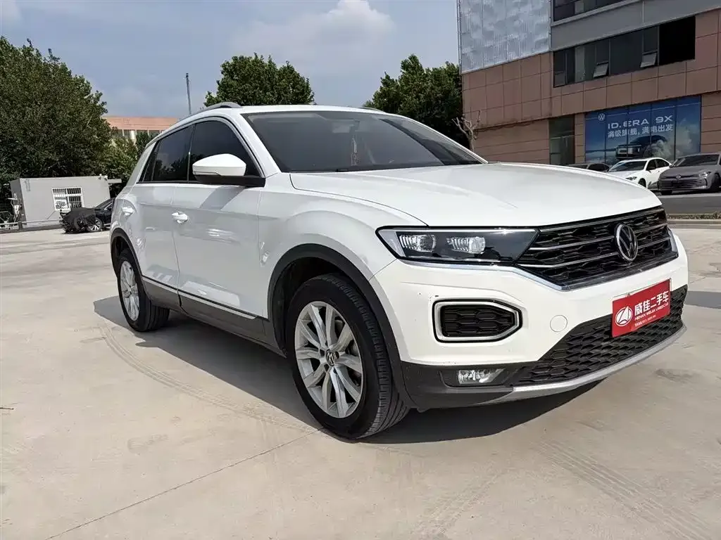Volkswagen T-Roc — фото 5