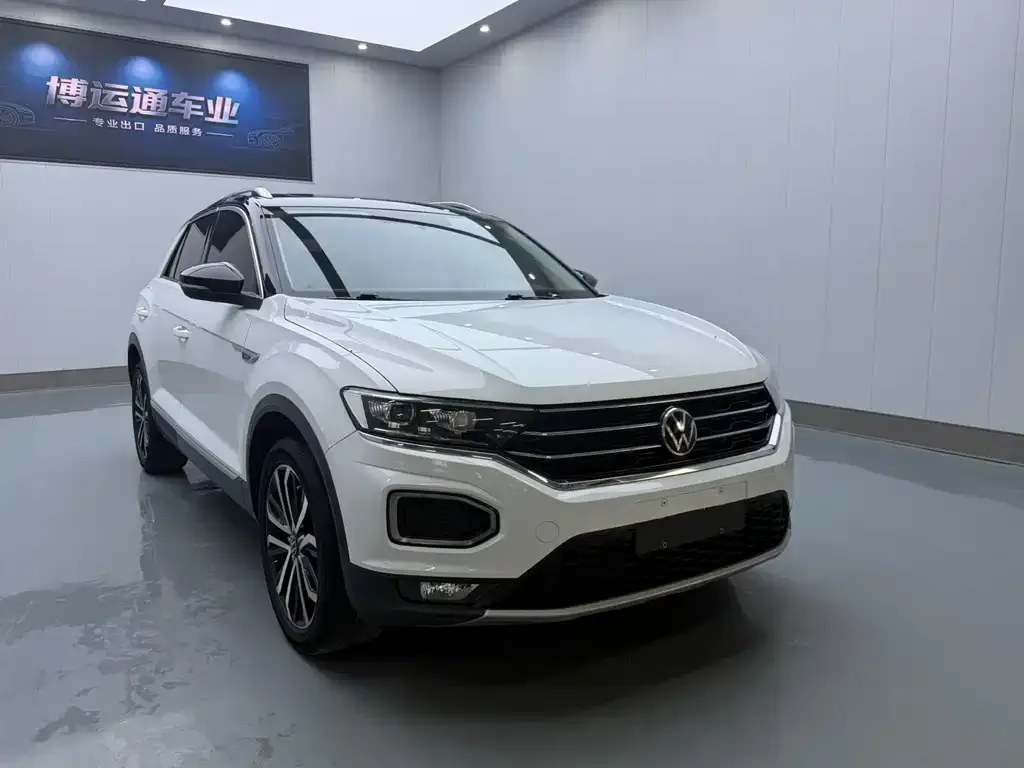 Volkswagen T-Roc — фото 7