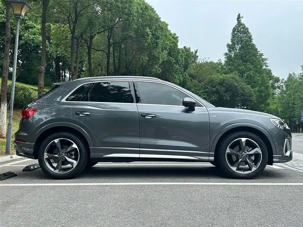 Audi Q3 — фото 3