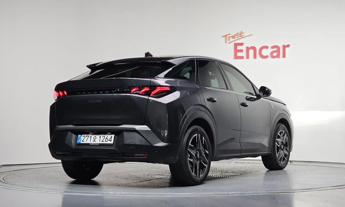 Peugeot 3008 — фото 10
