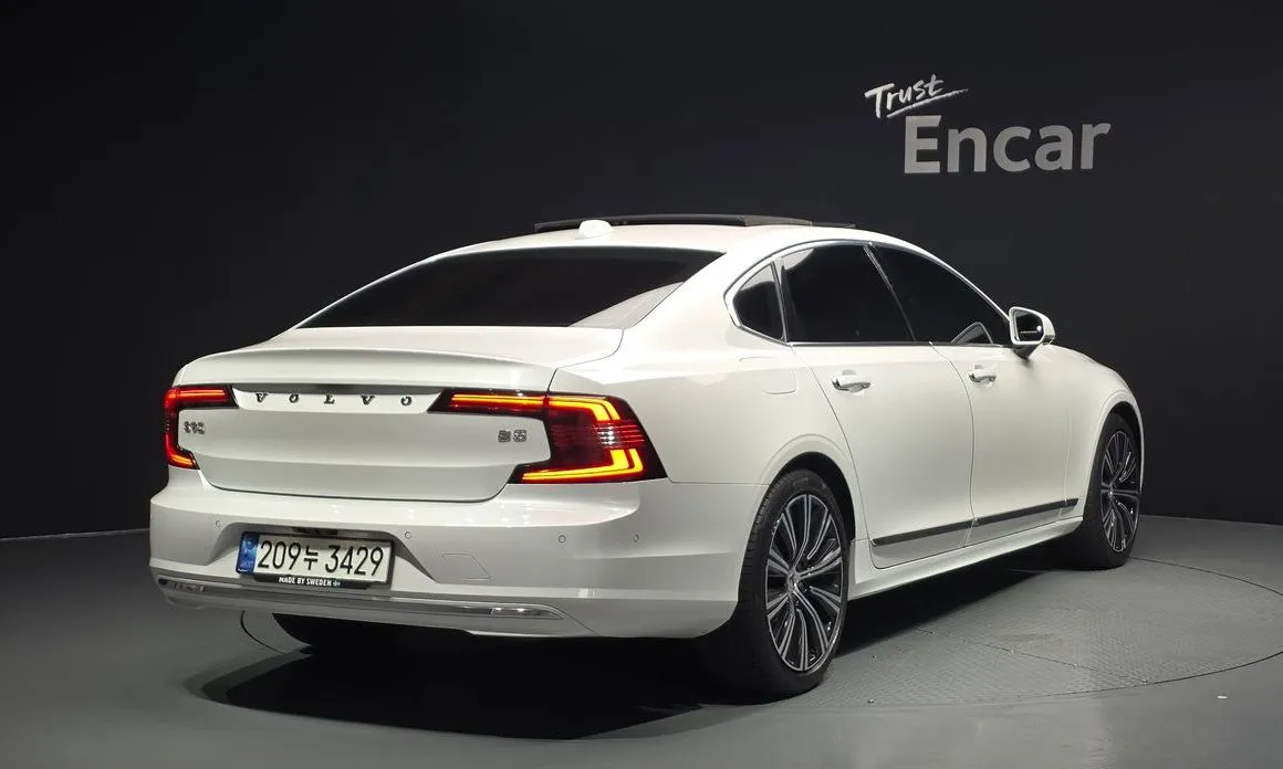 Volvo S90 — фото 5