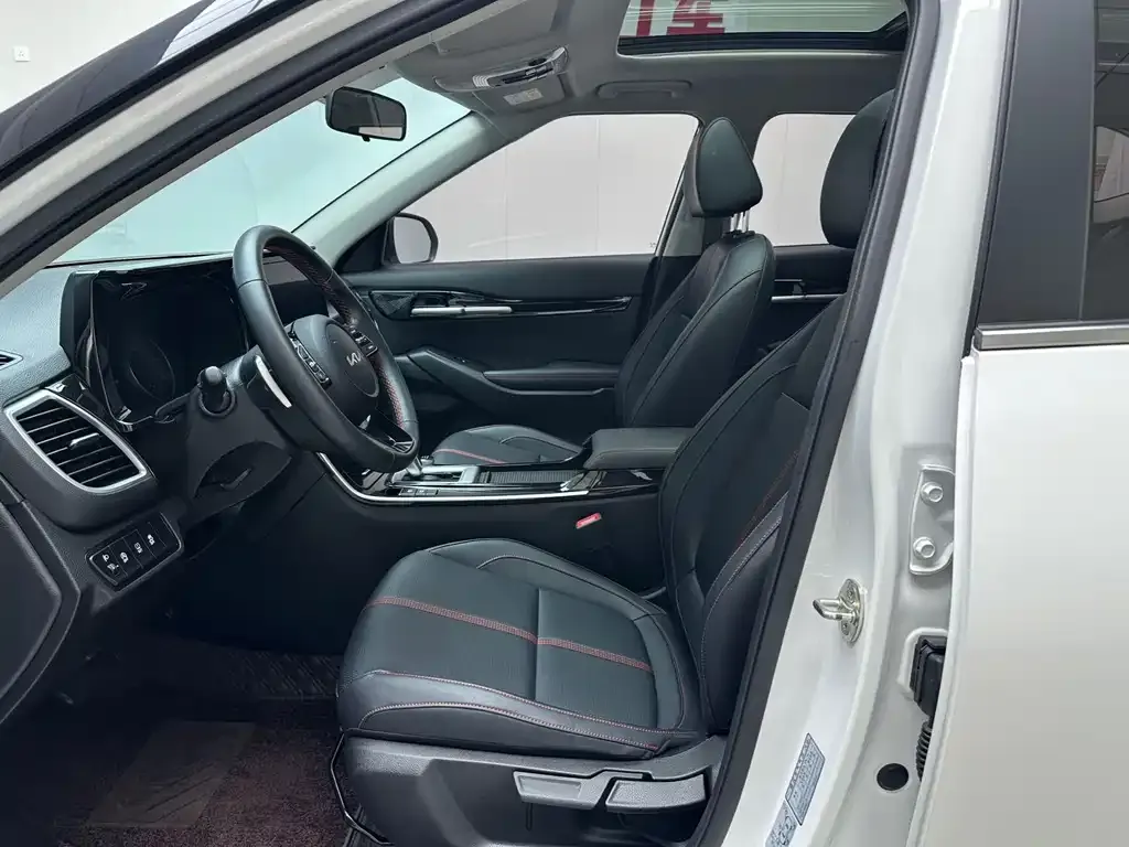 Kia KX3 — фото 3