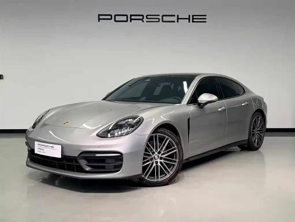 Porsche Panamera — фото 1