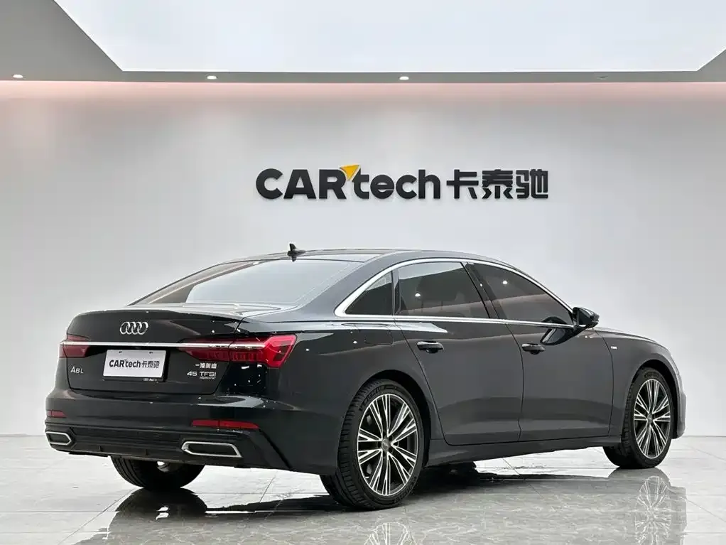 Audi A6L — фото 10