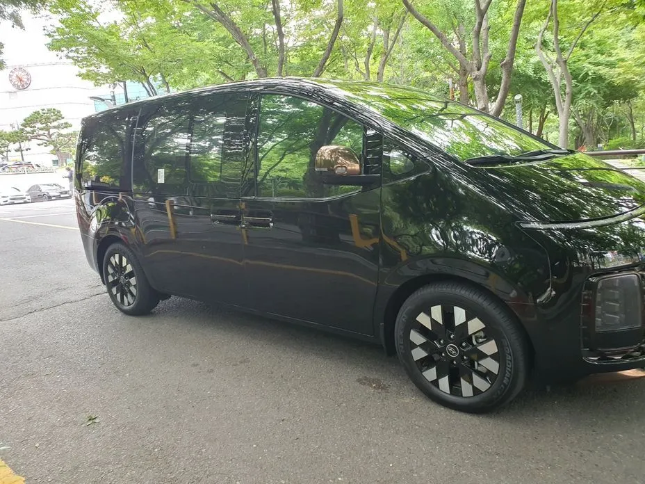 Hyundai Staria — фото 4