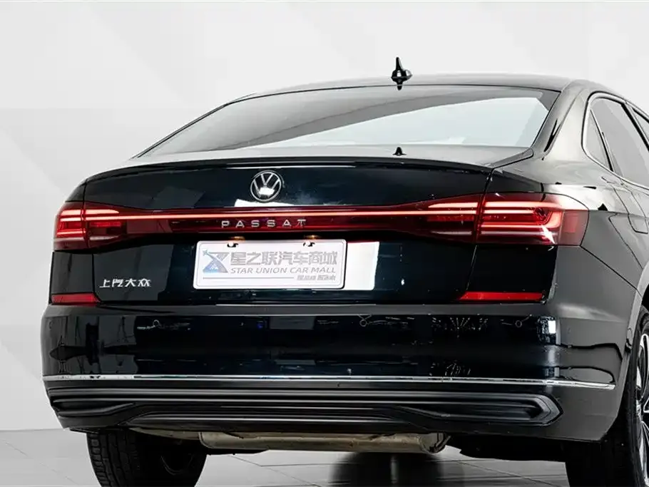 Volkswagen Passat — фото 3