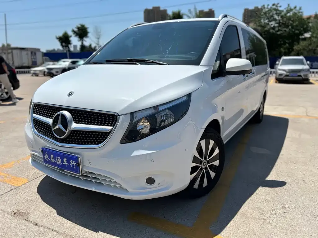 Mercedes-Benz Vito — фото 1