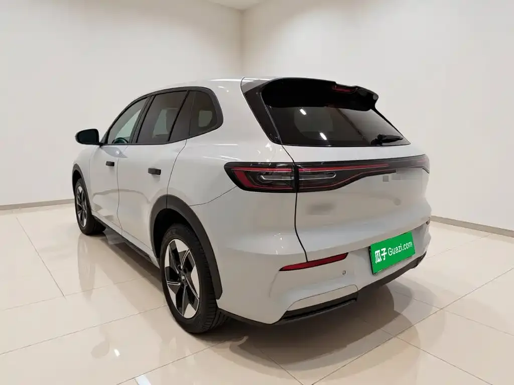 Geely Galaxy E5 — фото 2