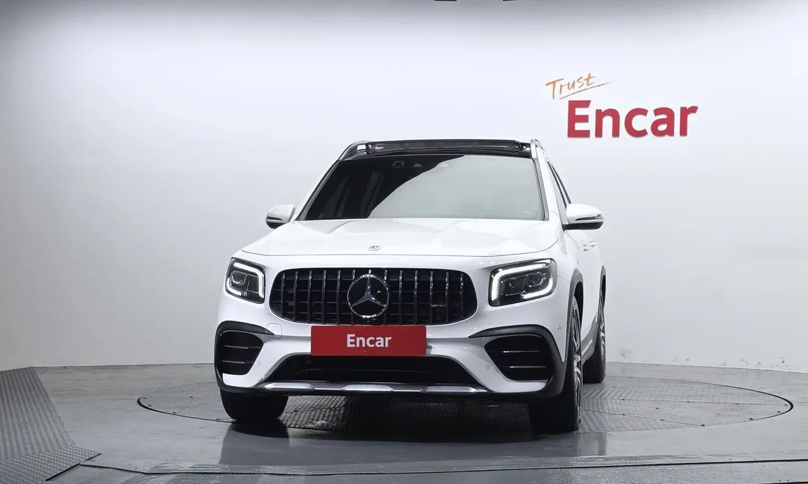 Mercedes-Benz GLB-Class — фото 1