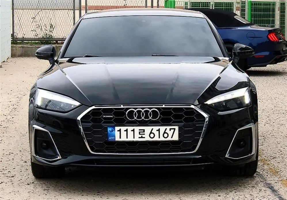 Audi A5 — фото 1