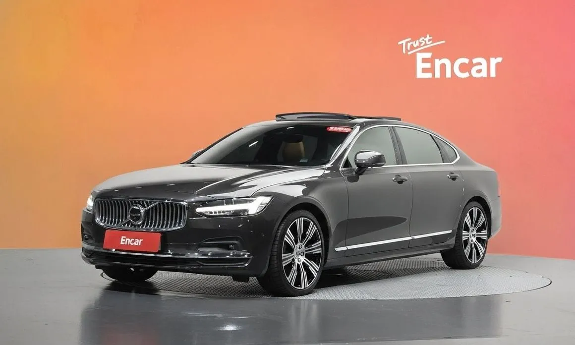Volvo S90 — фото 1