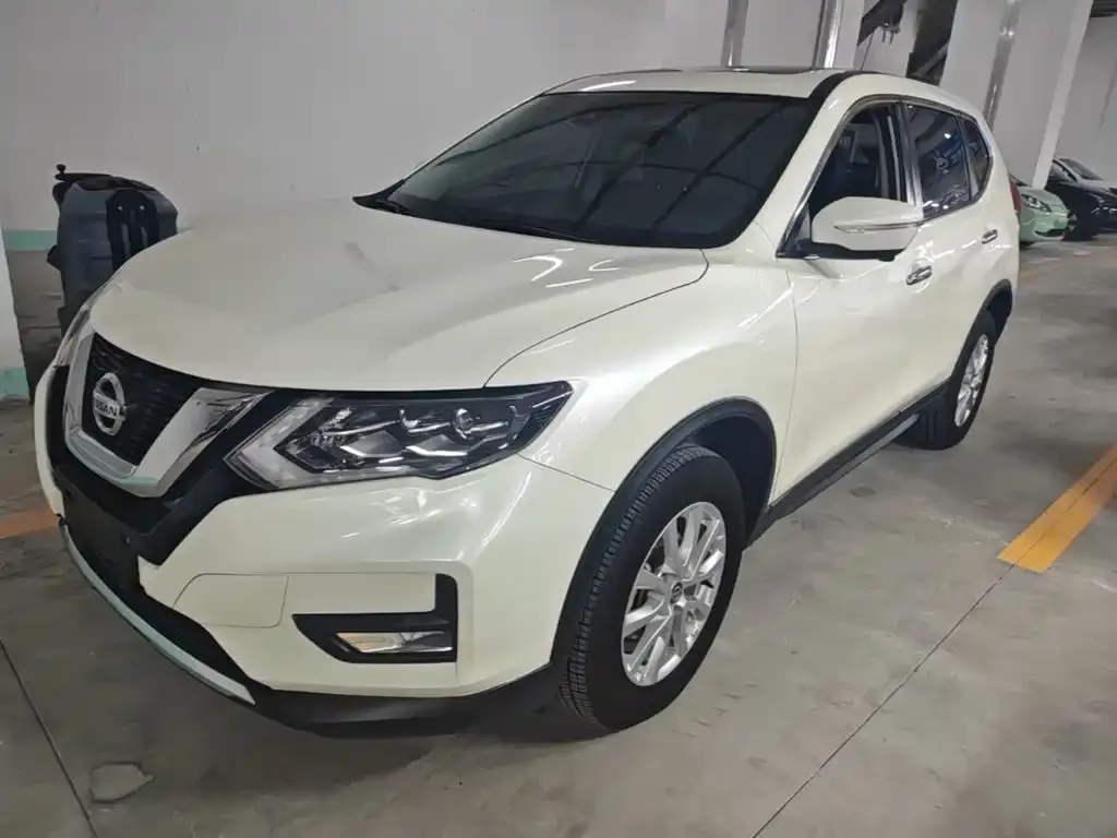 Nissan X-Trail — фото 9