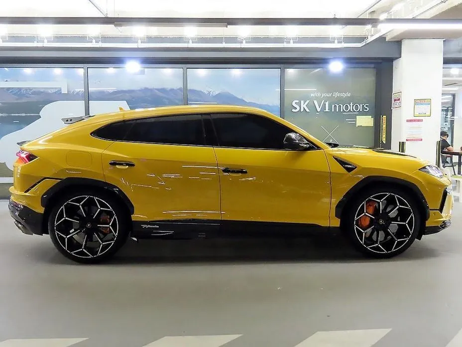 Lamborghini Urus — фото 4