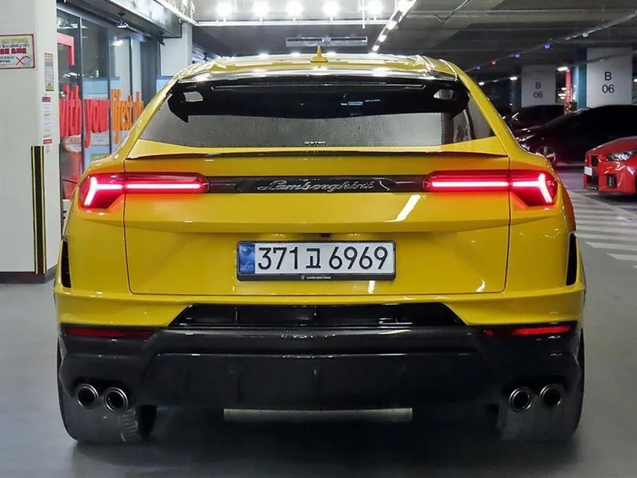 Lamborghini Urus — фото 3