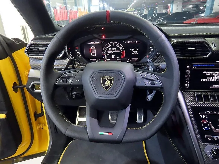 Lamborghini Urus — фото 10