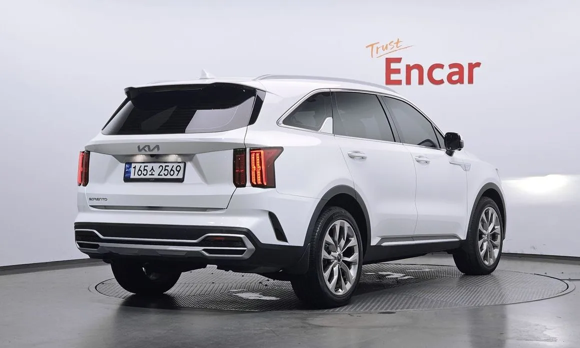 Kia Sorento — фото 3