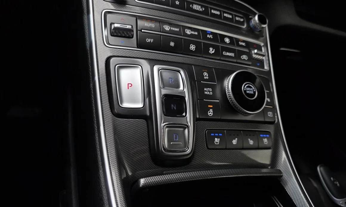 Hyundai Santafe — фото 10