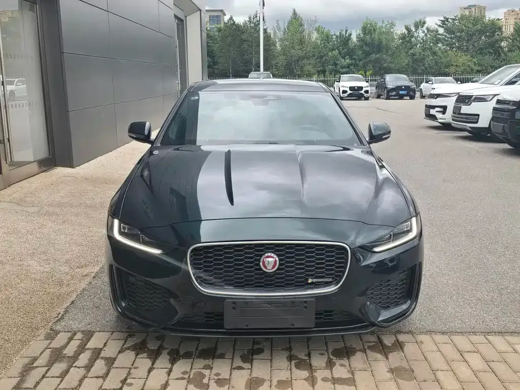 Jaguar XEL — фото 3