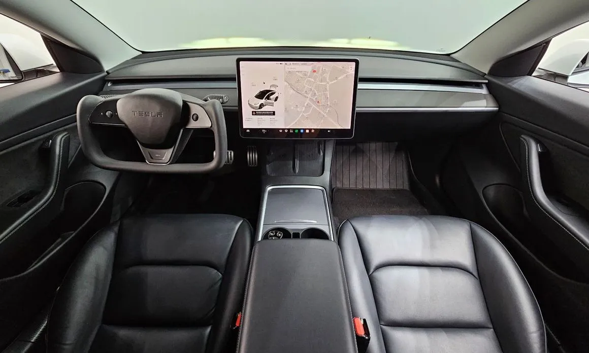 Tesla Model 3 — фото 2