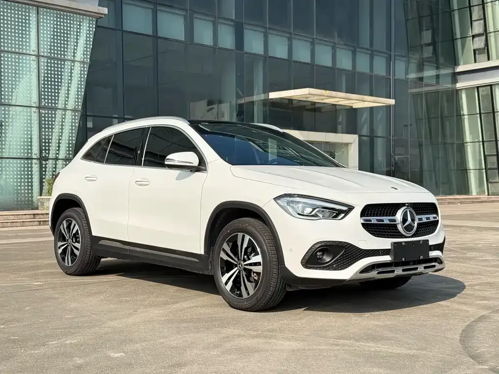Mercedes-Benz GLA — фото 7