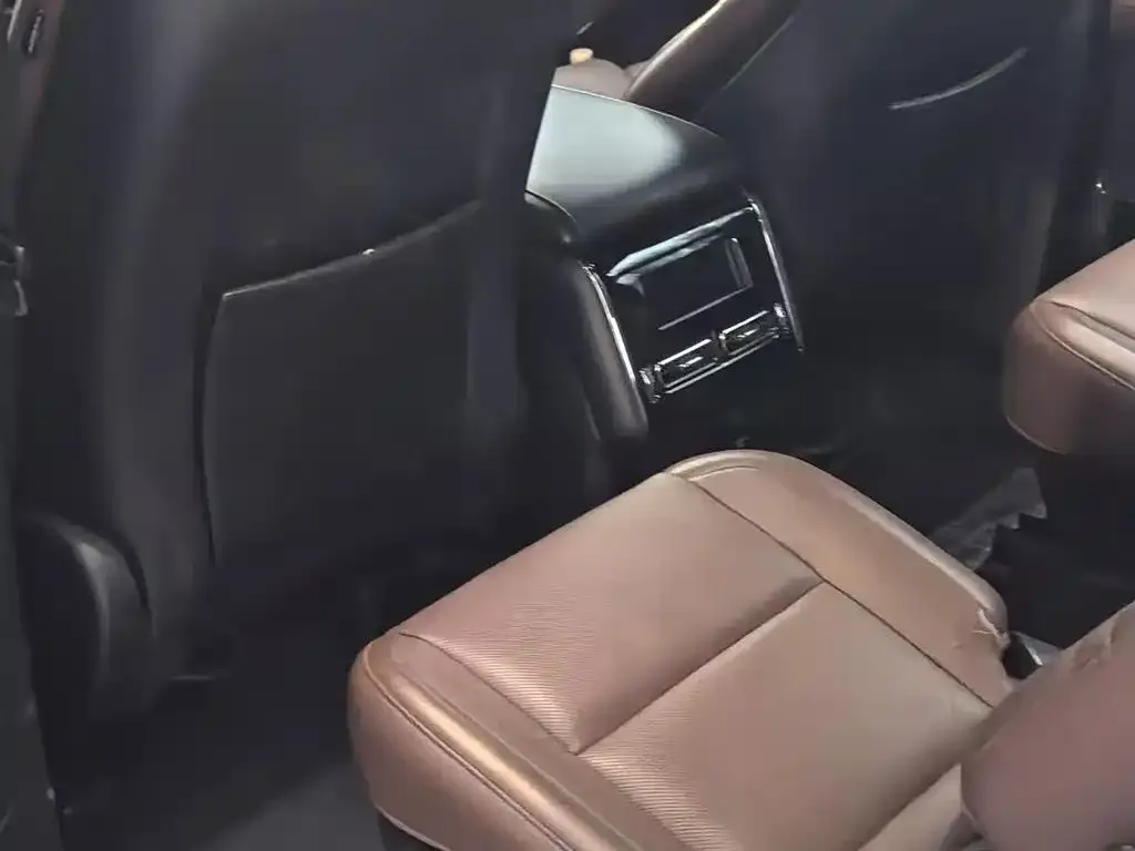 Lincoln Aviator — фото 1