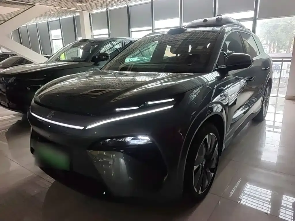 BYD Tang L — фото 10