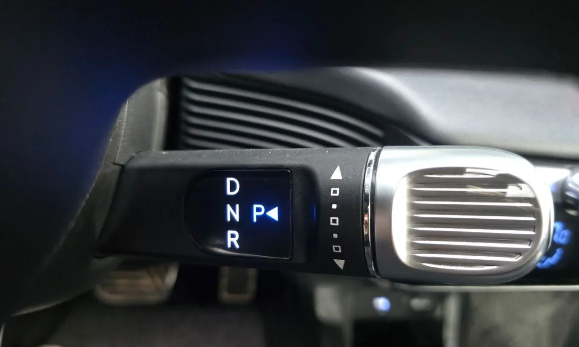 Hyundai Ioniq5 — фото 2