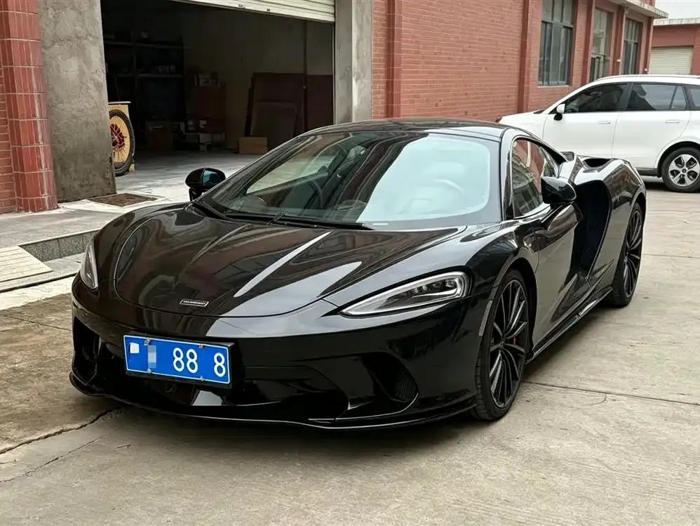 McLaren GT — фото 1