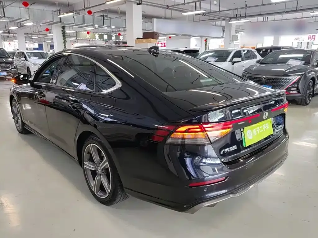 Honda Accord New Energy — фото 9