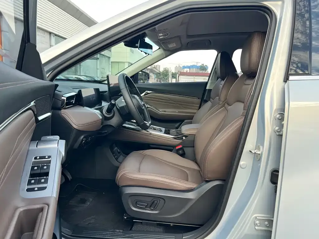 GAC Motor Trumpchi GS4 — фото 4