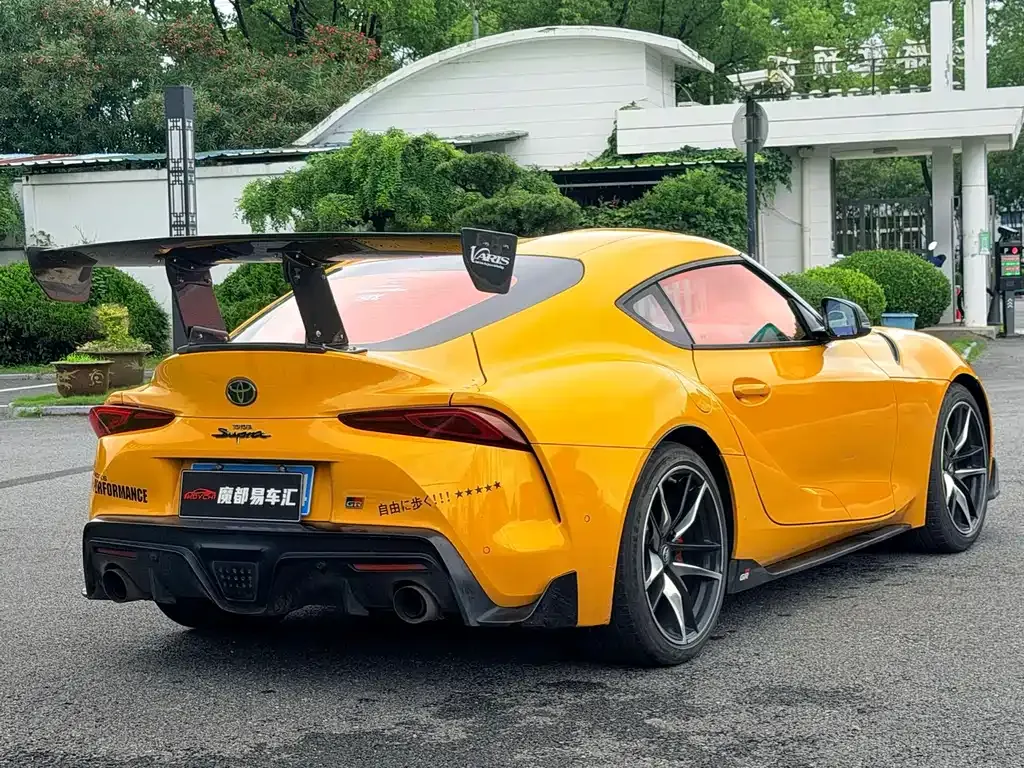 Toyota Supra — фото 6