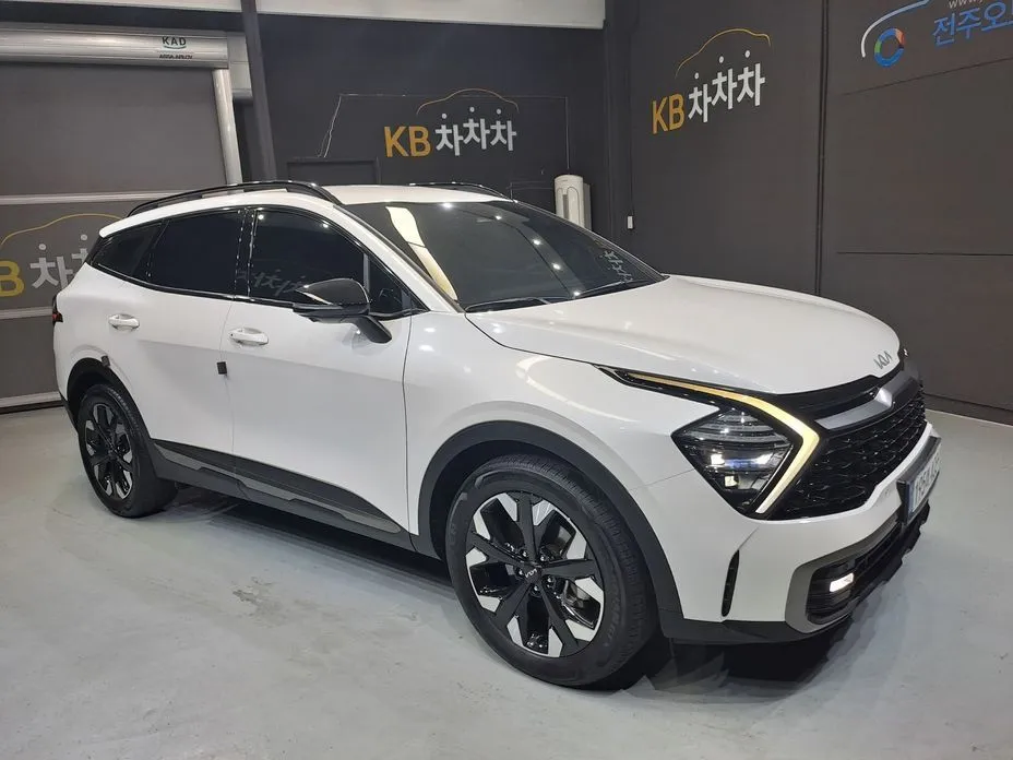 Kia Sportage — фото 1