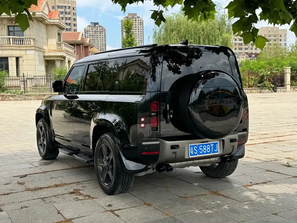 Land Rover Defender — фото 9
