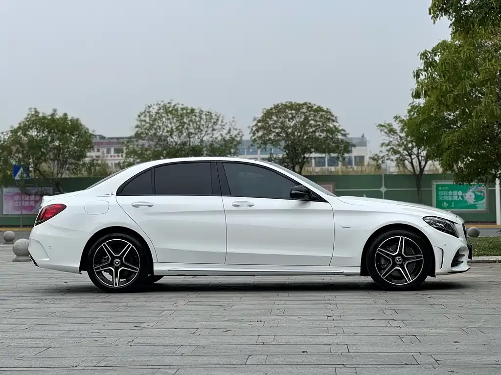 Mercedes-Benz C-Class — фото 8