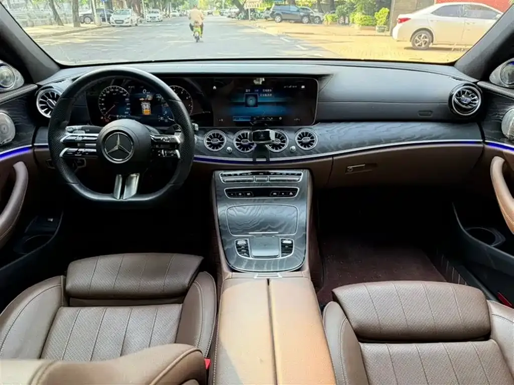 Mercedes-Benz E-Class (Import) — фото 3