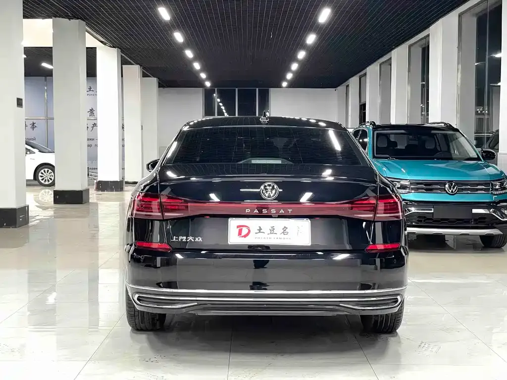Volkswagen Passat — фото 7