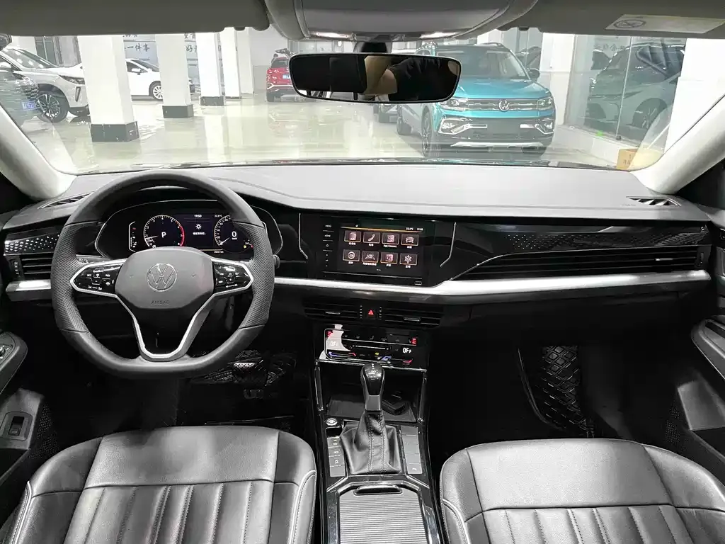 Volkswagen Passat — фото 9