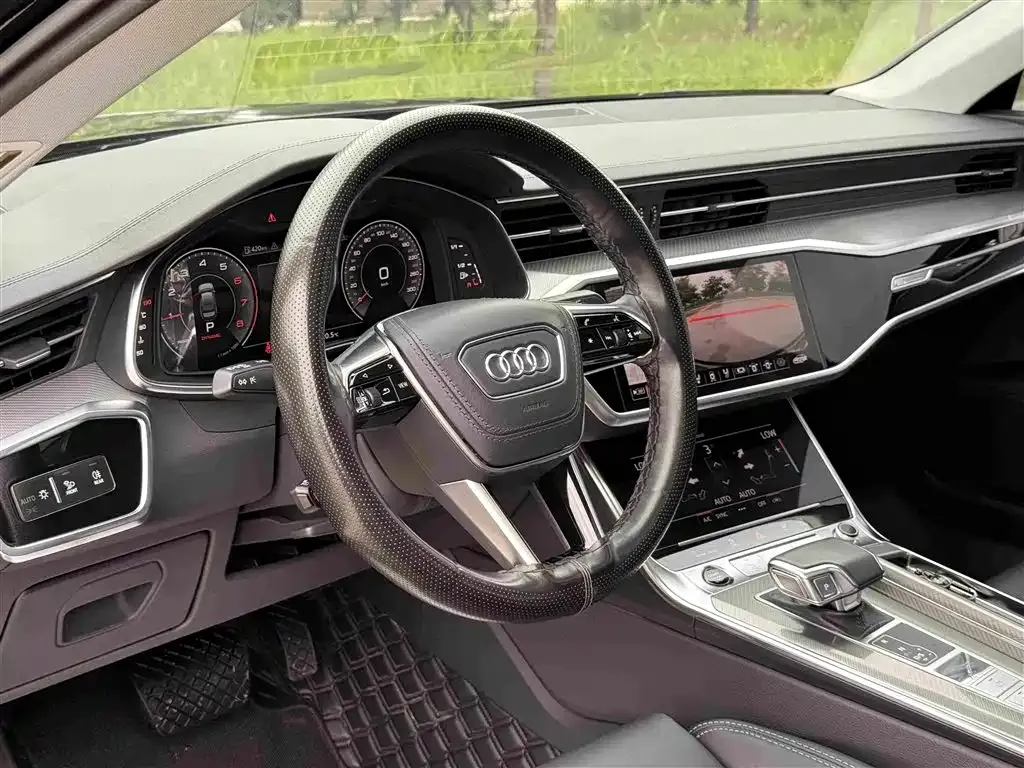 Audi A6L — фото 7