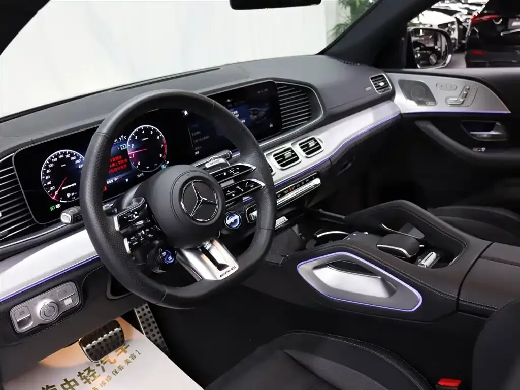 Mercedes-Benz GLE Coupe AMG — фото 9