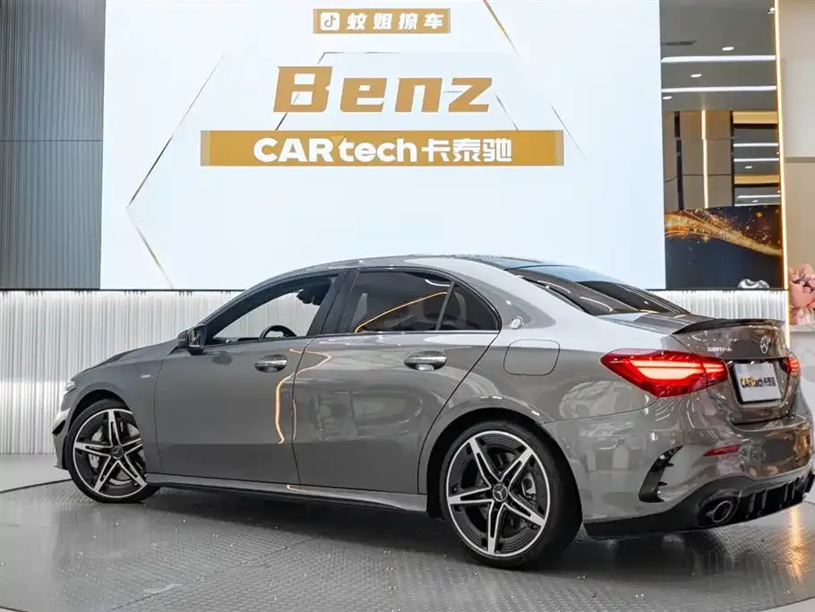 Mercedes-Benz A-Class AMG — фото 10