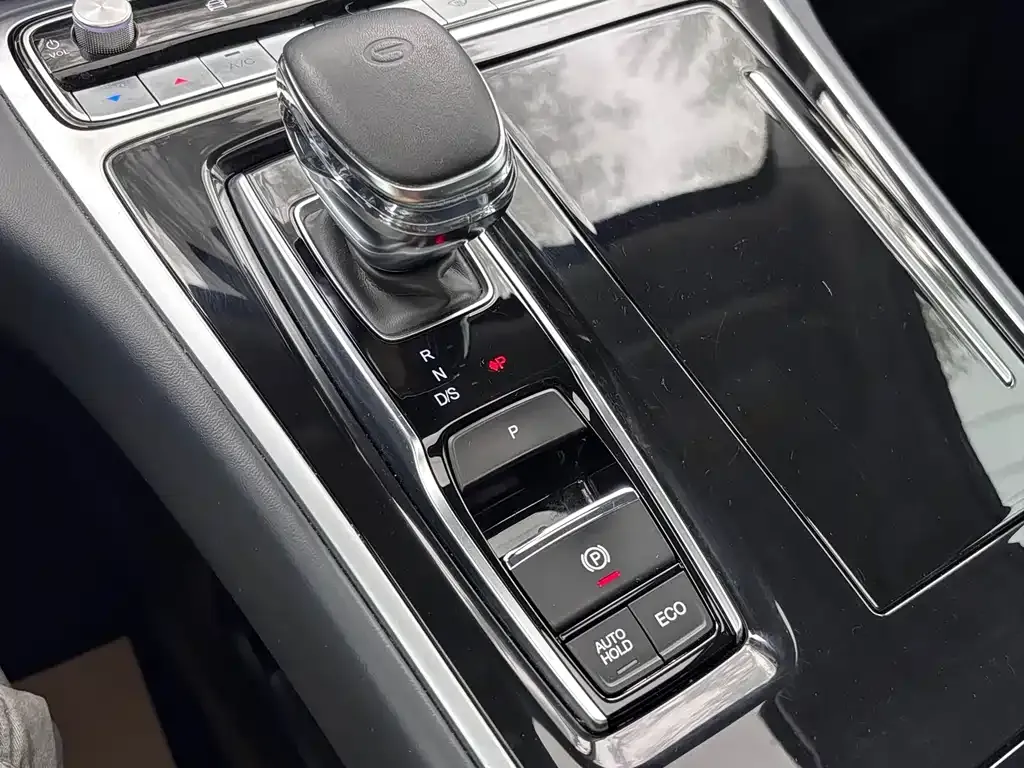 GAC Motor Trumpchi M8 — фото 8
